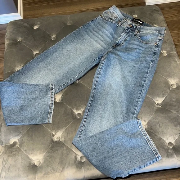 Jeans - Picture 3 of 5